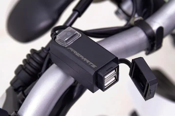 Puerto Conexion Doble Usb Para Moto Fp